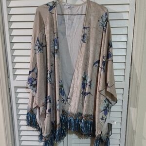 See And be seen Floral Kimono with Fringe. SYS1